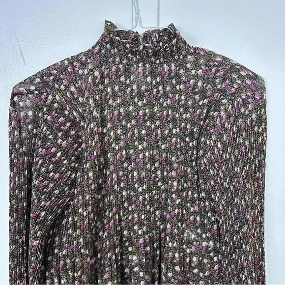 Cabi Knife Pleat Blouse Loose Fit Flowy Floral Print Balloon Sleeves Size M - Picture 6 of 7